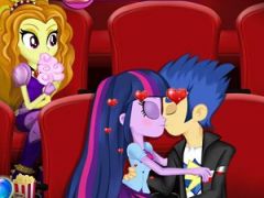 Flash and Twilight Sweet Kissing