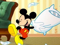 Mickey and Friends Pillow Fight