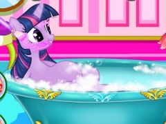 Pregnant Sparkle Spa